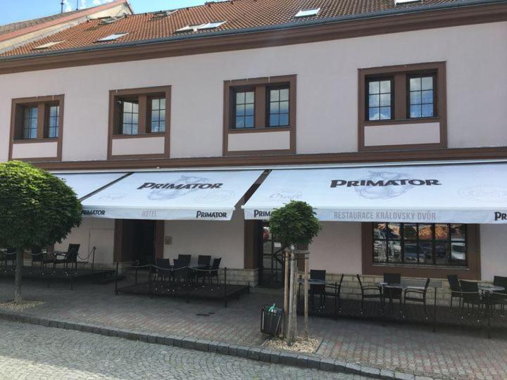 Hotel Kralovsky Dvur Hořice Zewnętrze zdjęcie